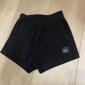Black alo shorts